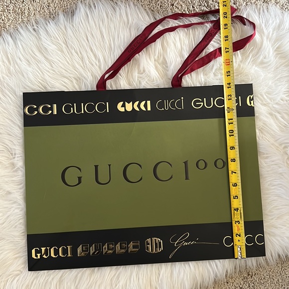Large Gucci paper bag - Picture 4 of 7